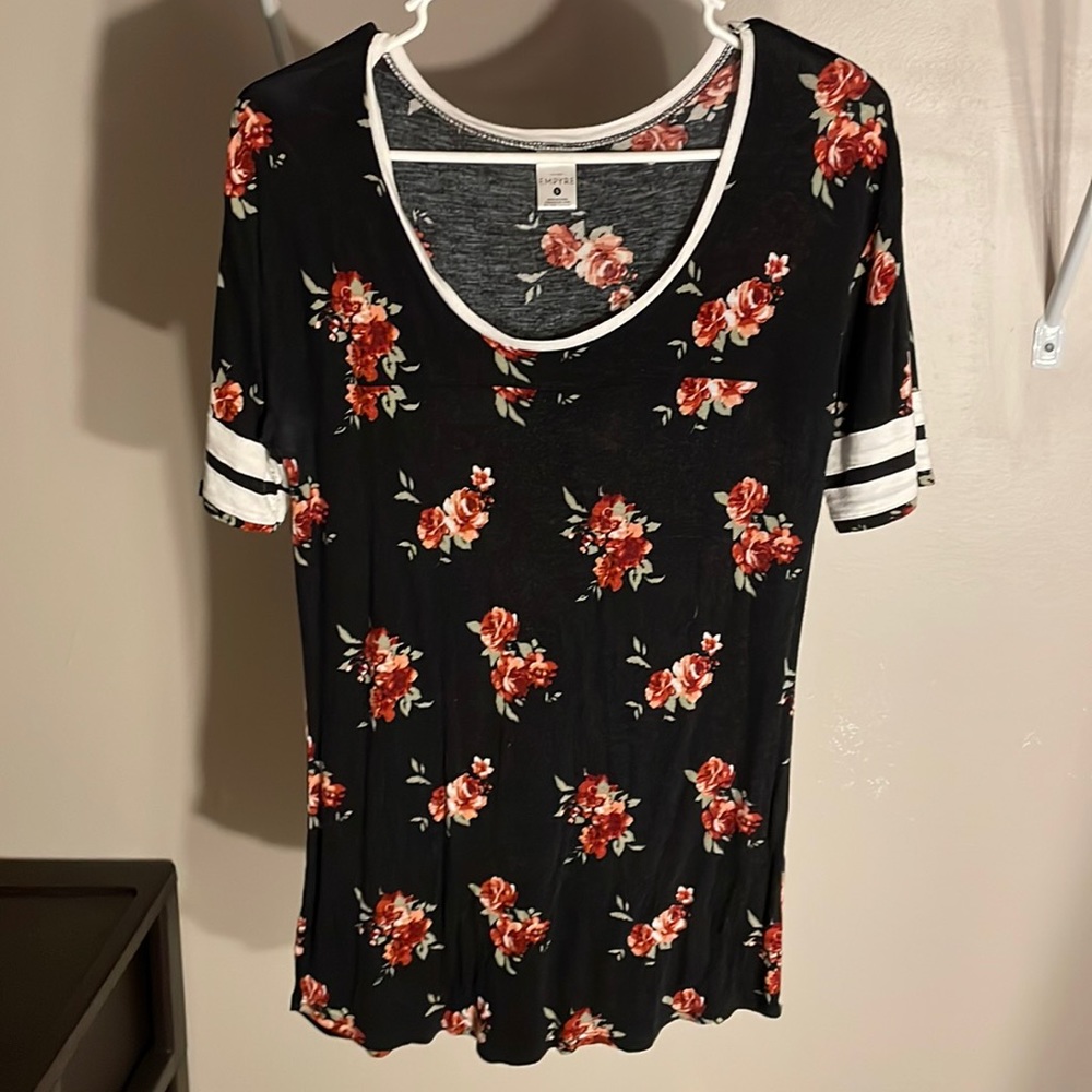 Empyre black with flowers short sleeve shirt. Size small.